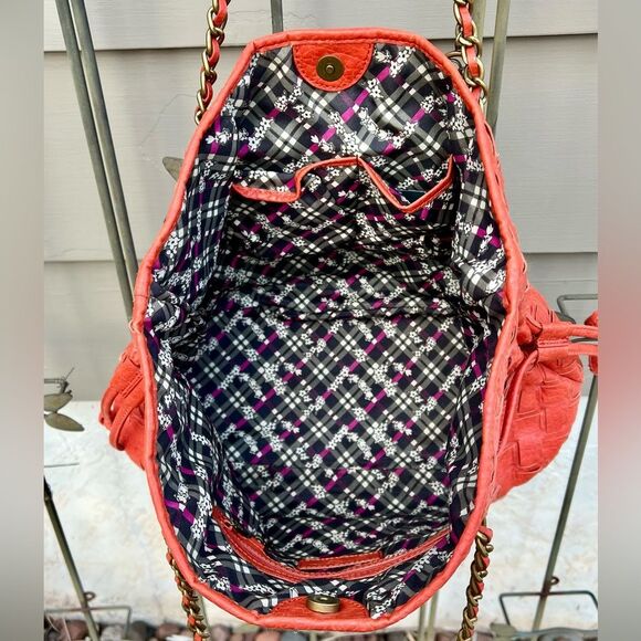 Jessica Simpson Rumor Woven Satchel - Picture 5 of 8